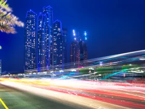 Why Is This  the Right Time to Invest in UAE?