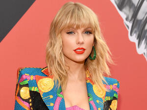 تايلور سويفت