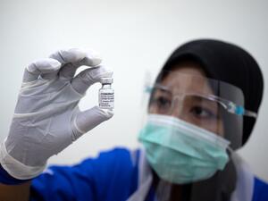 Preparing the vaccine!