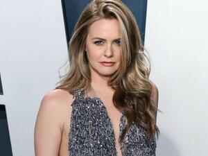 أليسا سيلفرستون