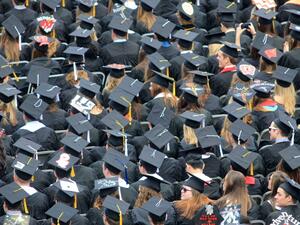 ما تفسير الحلم بالأكاديمية في المنام؟