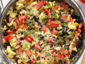 البيض المخفوق على الطريقة الأمريكية