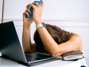 ما تفسير الحلم بأنك عاطل عن العمل ؟