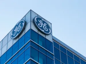 GE Provides Scholarships For Baghdad Business School Students To Strengthen Language And Business Skills