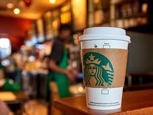 مقاهي ستاربكس تحتفل بمرور 50 عامًا بإطلاق خلطة أنيڤيرسيري الخاصة