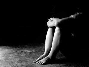 Teenage girl raped by 20 people in India including 4 minors. 