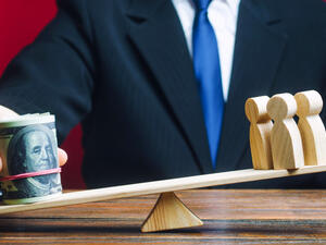 Workers to the dollar! 