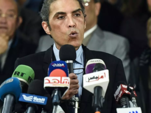  الصحافي خالد داوود