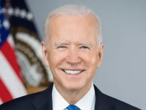بايدن 