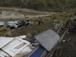 20 وفاة بحادث مروري مروع في بيرو