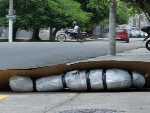 جثث الموتى مرمية في الشارع في الإكوادو