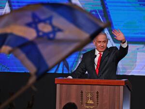 Israeli Prime Minister Benjamin Netanyahu fights to form a coalition 