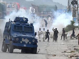 Clashes between police and supporters of Tehreek-e-Labbaik continue