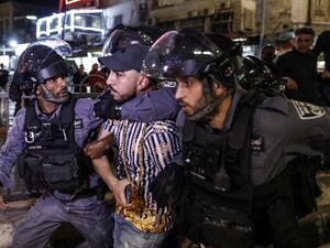 Jordan’s Foreign Minister speaks to UN official over over violent clashes in Jerusalem.