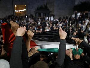 Human Rights Watch is preparing a report that will accuse Israel of "apartheid."