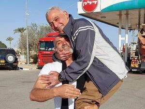 Israeli Occupation released Palestinian prisoner Rushdi Abu Mokh after 35 years of detention.