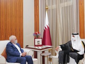  Javad Zarif meets Qatari Emir 