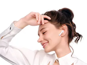 The New Huawei Freebuds 4i Earphones With High Quality Sound And A Super Long Battery Is Now Available For Pre-order In Ksa