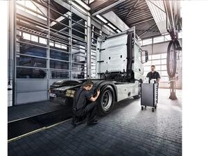 Mercedes-benz Oman Offers Actros Owners Added Peace Of Mind With 20% Off Preventive Maintenance Service Packages This Ramadan