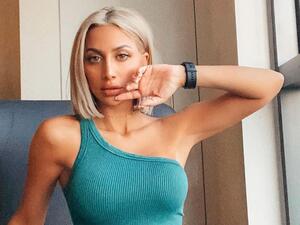 Model Roz Crying: I Wish I Was Dead.. and I Was Backstabbed From My Dearest People