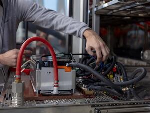 Volvo Cars To Lower CO2 Emissions And Save Billions In Circular Business Aim