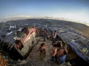 bout 600k ethnic Rohingya escaped to Bangladesh due to cruelty in Myanmar.