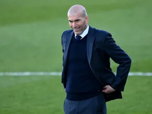 The Borussia Dortmund striker is being touted around Europe, however Los Blancos' manager is only concentrating on matters on the pitch (Photo: AFP)