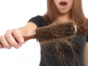يُنصح عادة بتناول الكربوهيدرات لإعطاء الجسم طاقة كافية لأداء وظائفه الطبيعية