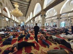 المرابطون باتو ليلتهم في الاقصى المبارك