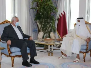 هنية يشكر أمير قطر لتخصيص نصف مليار دولار لإعادة إعمار غزة