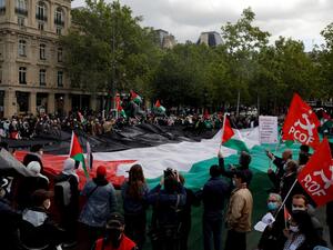 Protesters demand 'sanctions on Israel' in France's capital