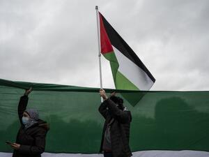 Tens of thousands of Americans protests calling justice for Palestinians