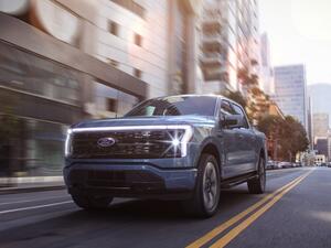 الكشف عن فورد F-150 Lightning الكهربائية
