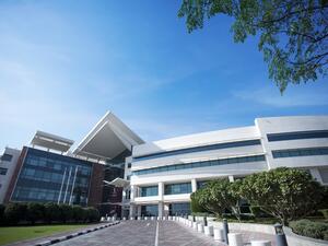 سبيتار يقدم جوائز للباحثين الشباب خلال المؤتمر الـ36 للاتحاد الدولي للطب الرياضي