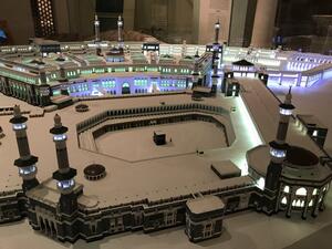 This is the closest I got to see of the Grand Mosque and Kaaba in Mecca: this scale model in the National Museum in Riyadh