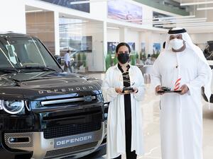 "دبي لسباقات الهجن" يكرّم "الطاير للسيارات"