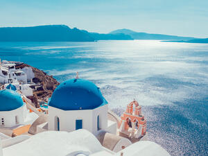 flydubai Adds Mykonos And Santorini To Its Summer Schedule