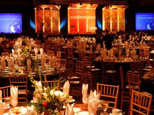 ما تفسير الحلم بحفل رسمي في المنام؟