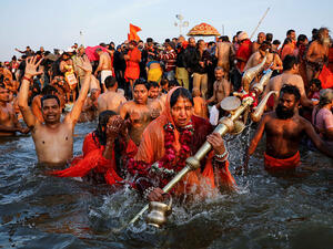 هنود في نهر الجانج