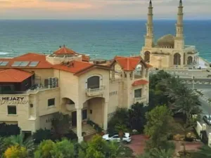 فيلا تعود لرجل الأعمال الفلسطيني، عبد العزيز الخالدي