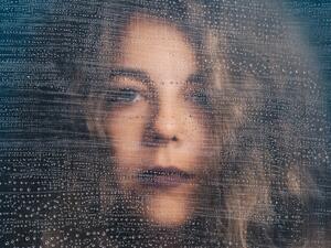 ما تفسير الحلم بأنك قبيح في المنام؟