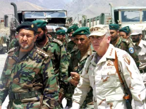 تنحية الوزيرين اثر تقدم طالبان