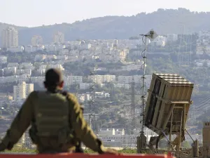 واشنطن تتعهد بإمداد "القبة الحديدية" الإسرائيلية بالصواريخ
