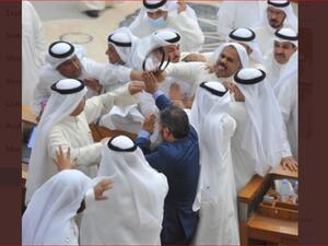 مجلس الامة الكويتي يناقش الميزانية