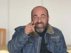 نزار بنات