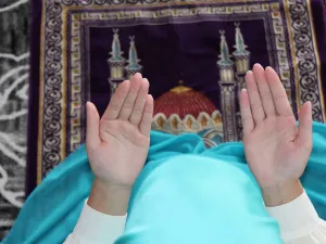 تفسير حلم الصلاة في المنام‎