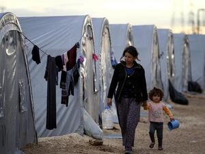 قادة أوروبا يطالبون مفوضيتهم بمقترح عاجل بشأن تمويل السوريين