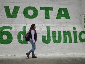 Mexicans head to polls in consequential election 