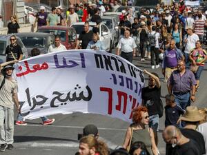 Clashes return in Sheikh Jarrah in occupied Jerusalem.