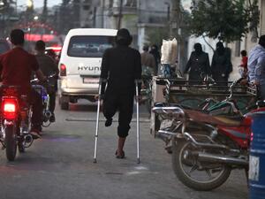 Syrian regime attacks continue as people taking shelter in camps.